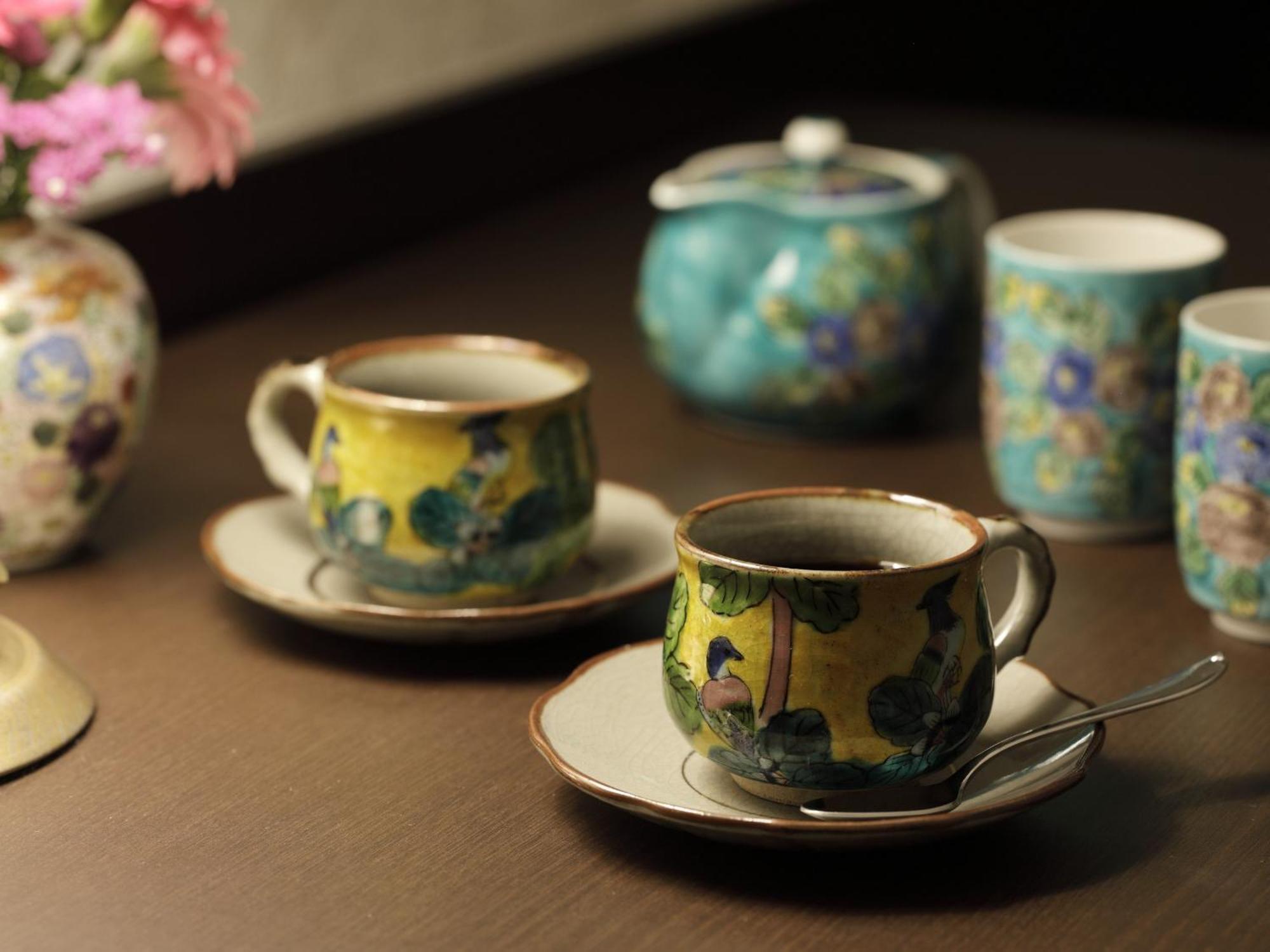 Kanazawa Hakuchoro Hotel Sanraku -Natural Hot Spring- Kültér fotó Teaware